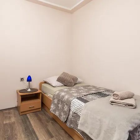 3 Bedroom Awesome In Fiume