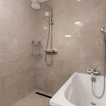 3 Bedroom Awesome In * Fiume